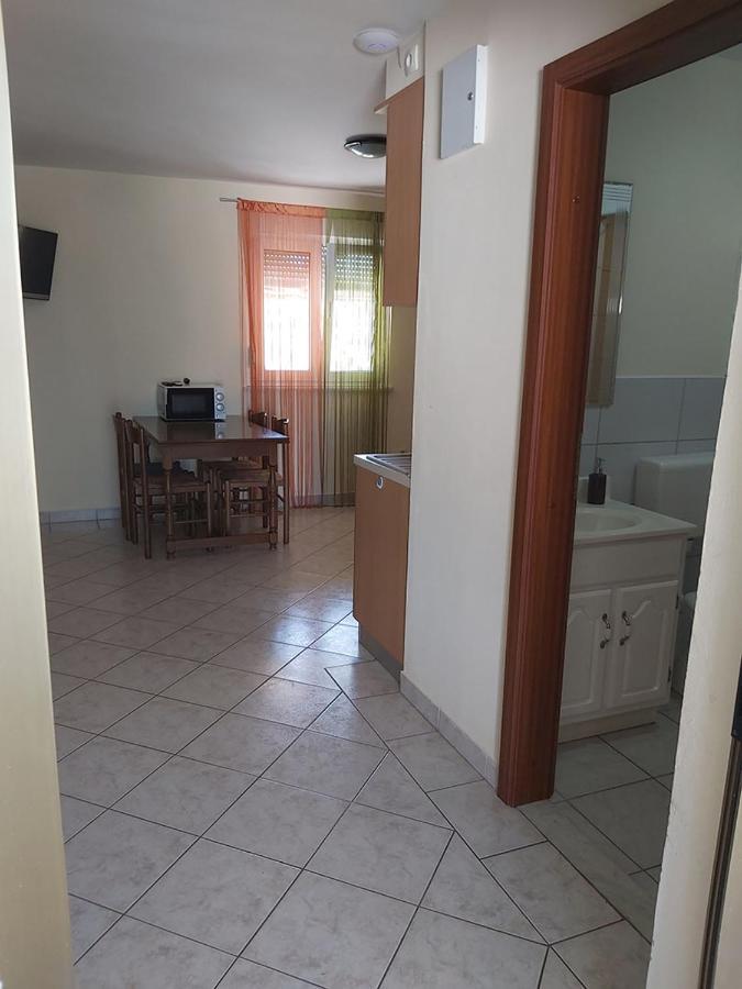 Apartments Elvir Nin Bagian luar foto